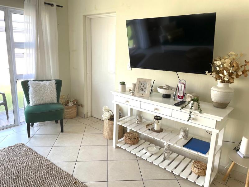 To Let 3 Bedroom Property for Rent in Costa Da Gama Western Cape